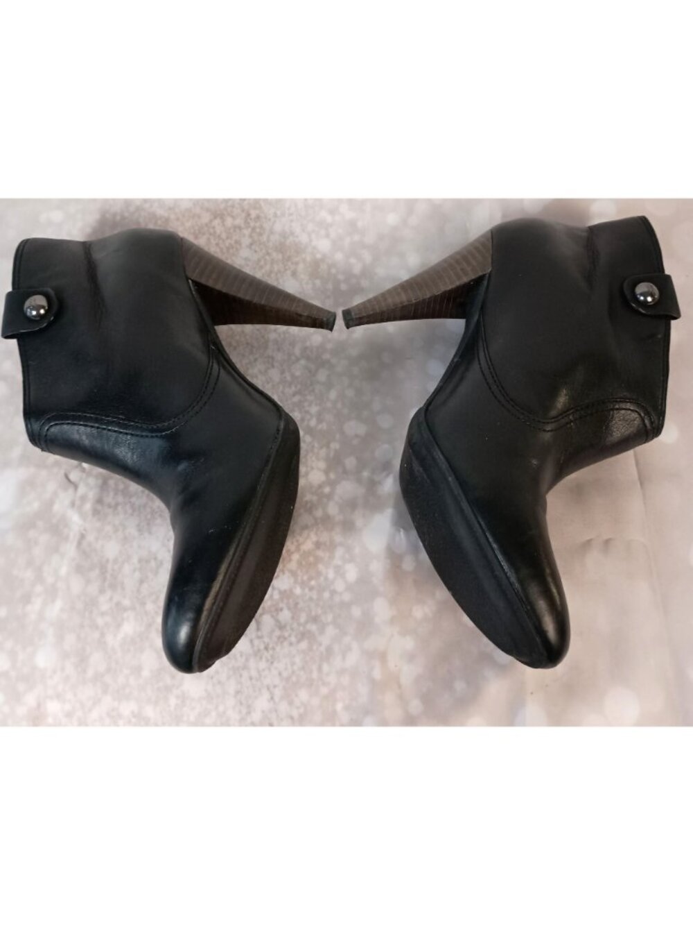 Coach Aliza Black Leather Ankle Booties Cone Heel Pull On Womens 9 - Picture 10 of 11